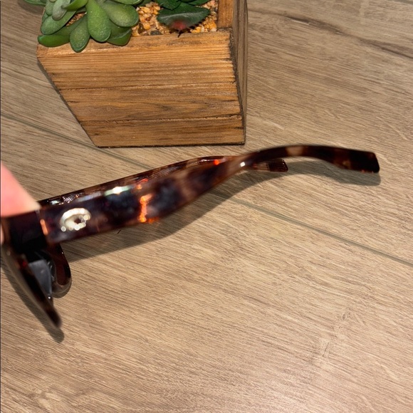 Tortoise Shell Sunglasses - Picture 3 of 6